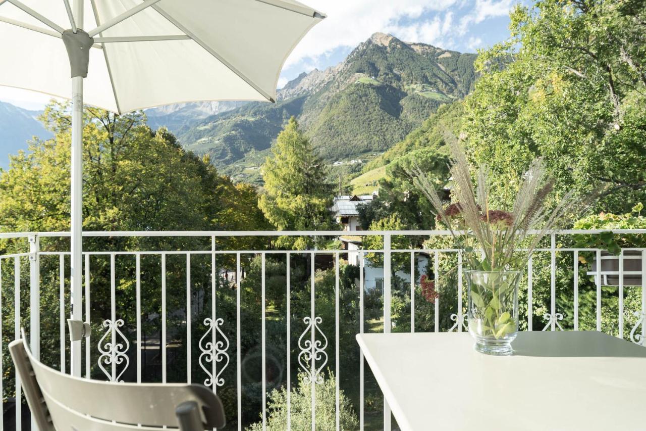 Der Ladurner Hof - Wohnen Am Weinberg Apartamento Merano Exterior foto